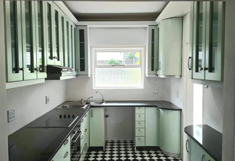 To Let 2 Bedroom Property for Rent in Sea Point Western Cape